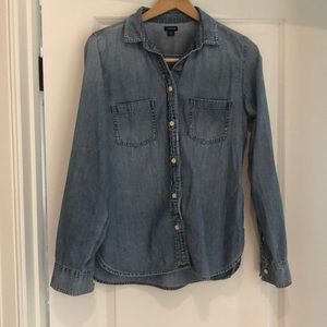 Jcrew chambray button up shirt